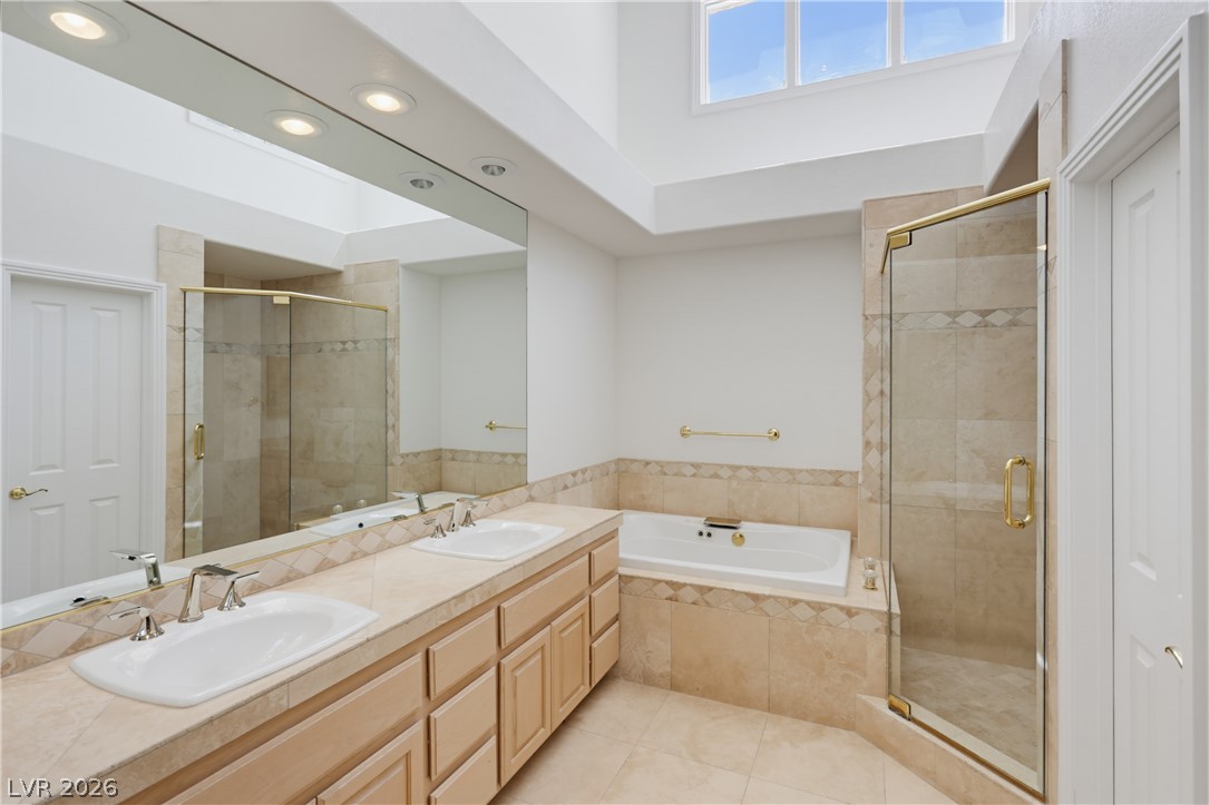 8166 Round Hills Circle Property Photo 18