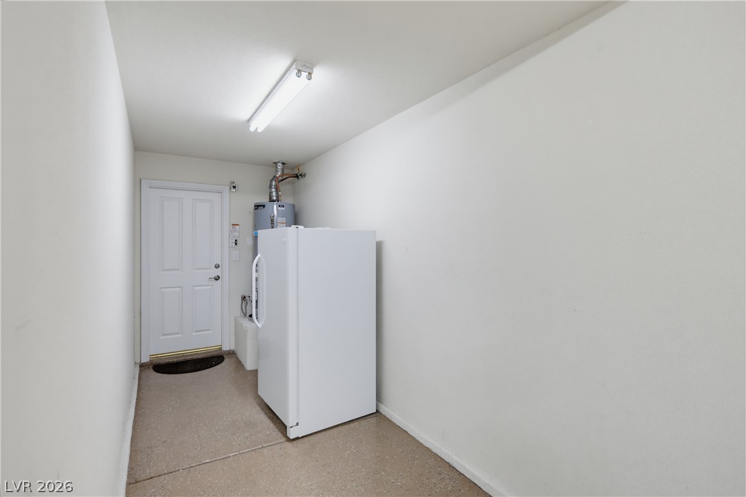 8166 Round Hills Circle Property Photo 34