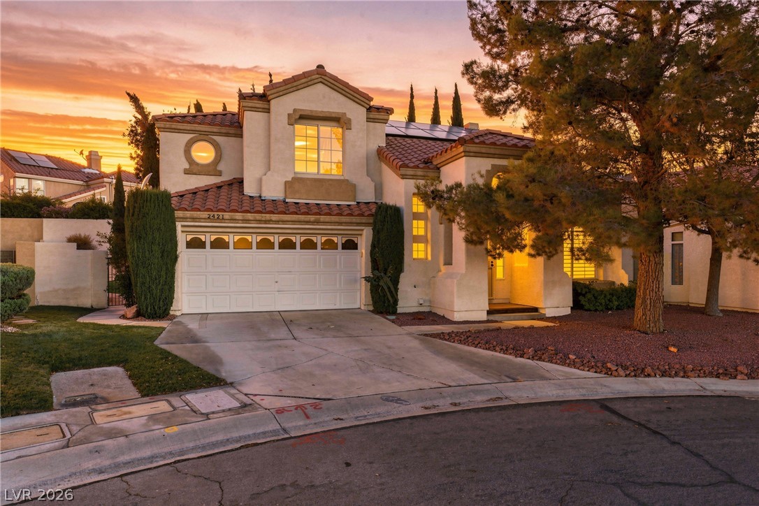 2421 Ivy Garden Court Property Photo 1