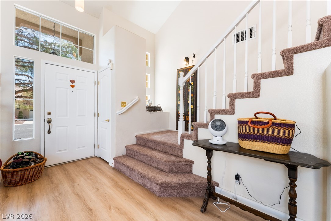 2421 Ivy Garden Court Property Photo 4