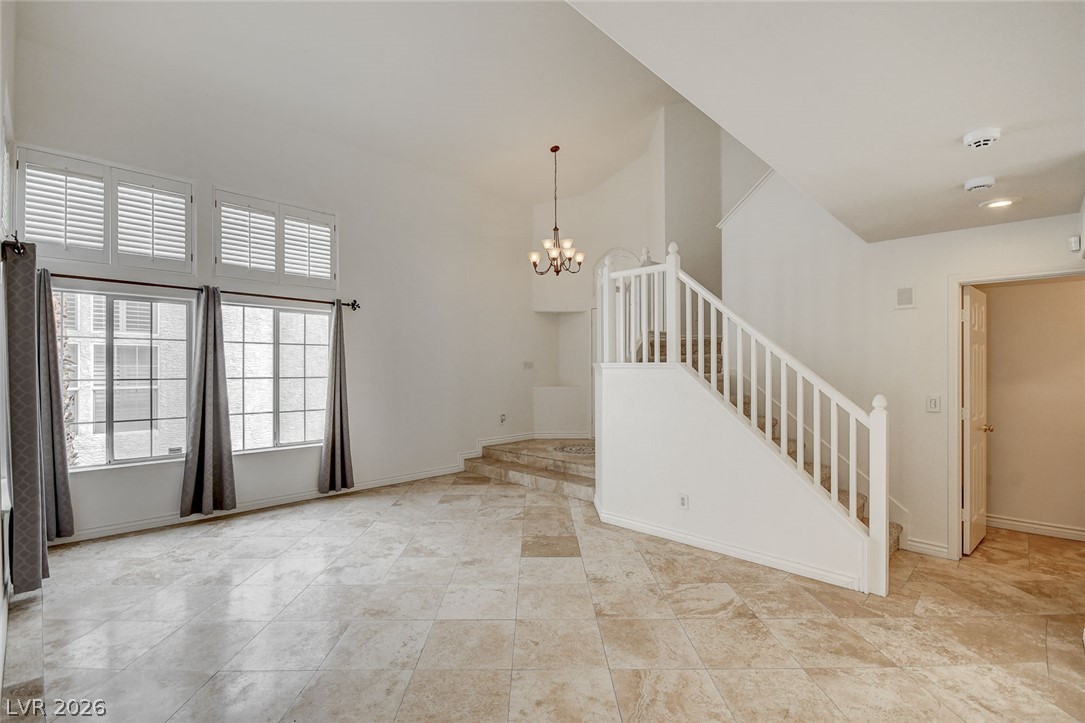2329 Homeland Street Property Photo 6