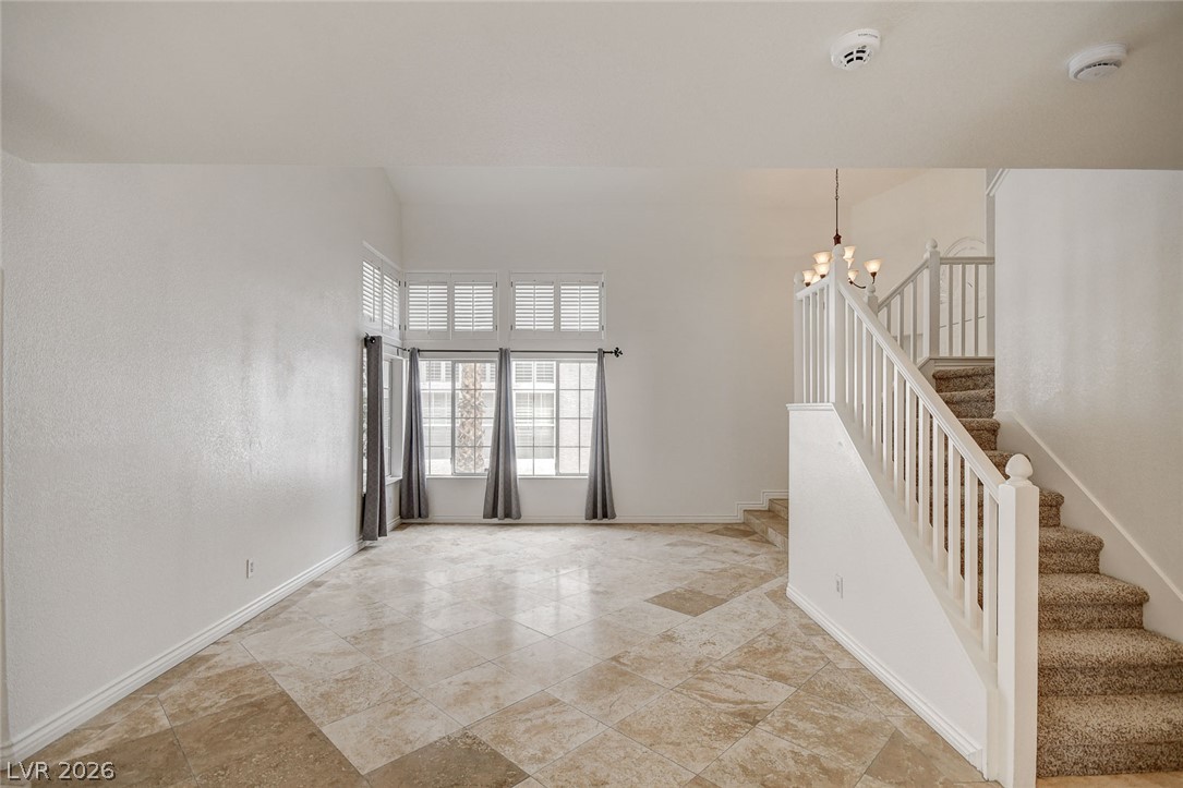 2329 Homeland Street Property Photo 8