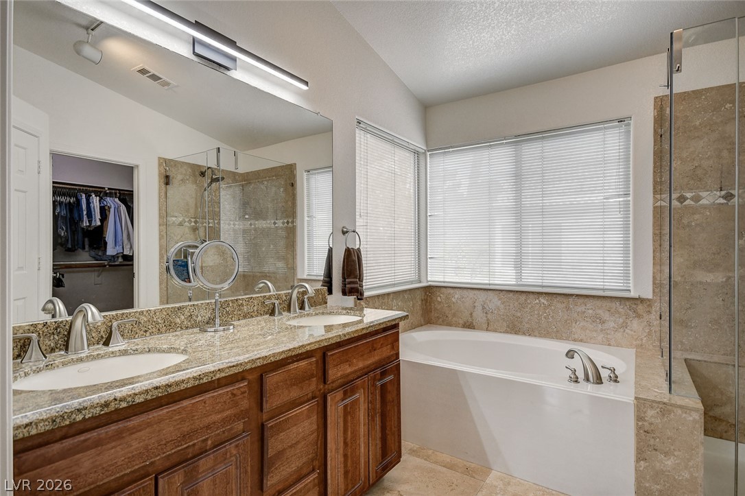 2329 Homeland Street Property Photo 44
