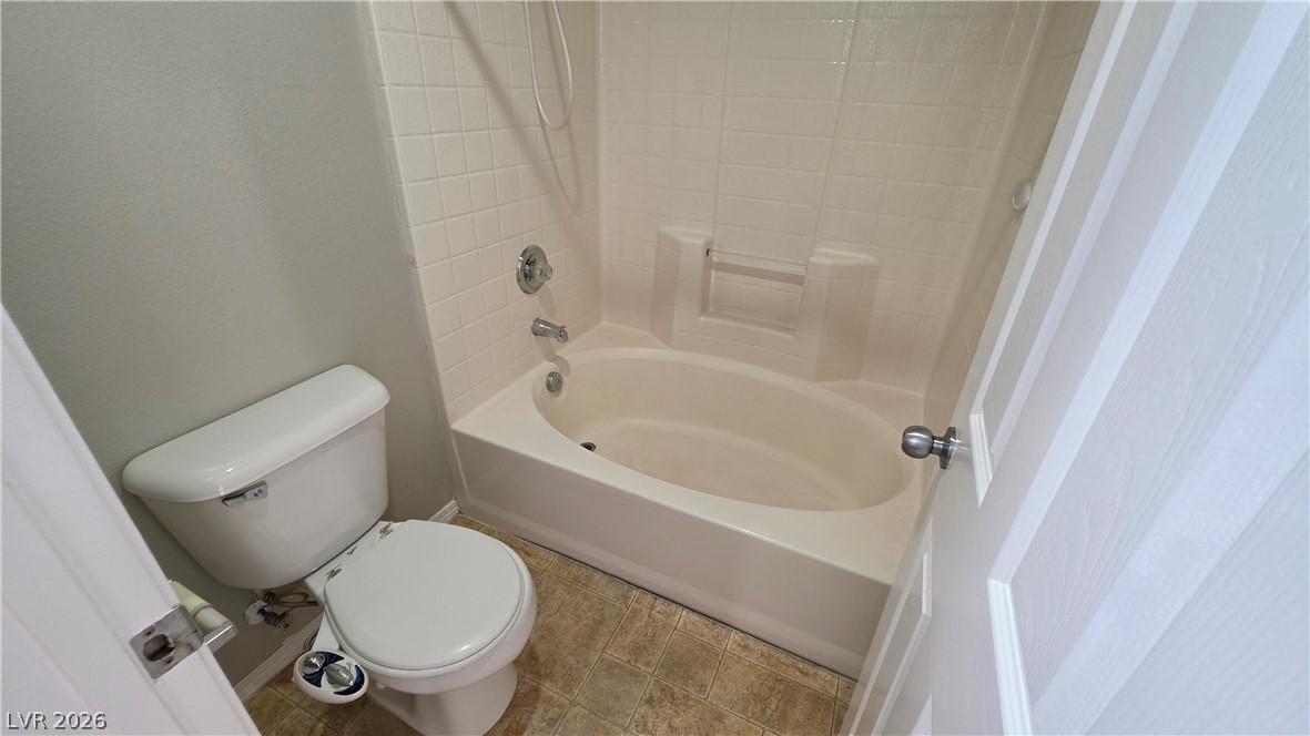 5769 Old Colony Drive Property Photo 14
