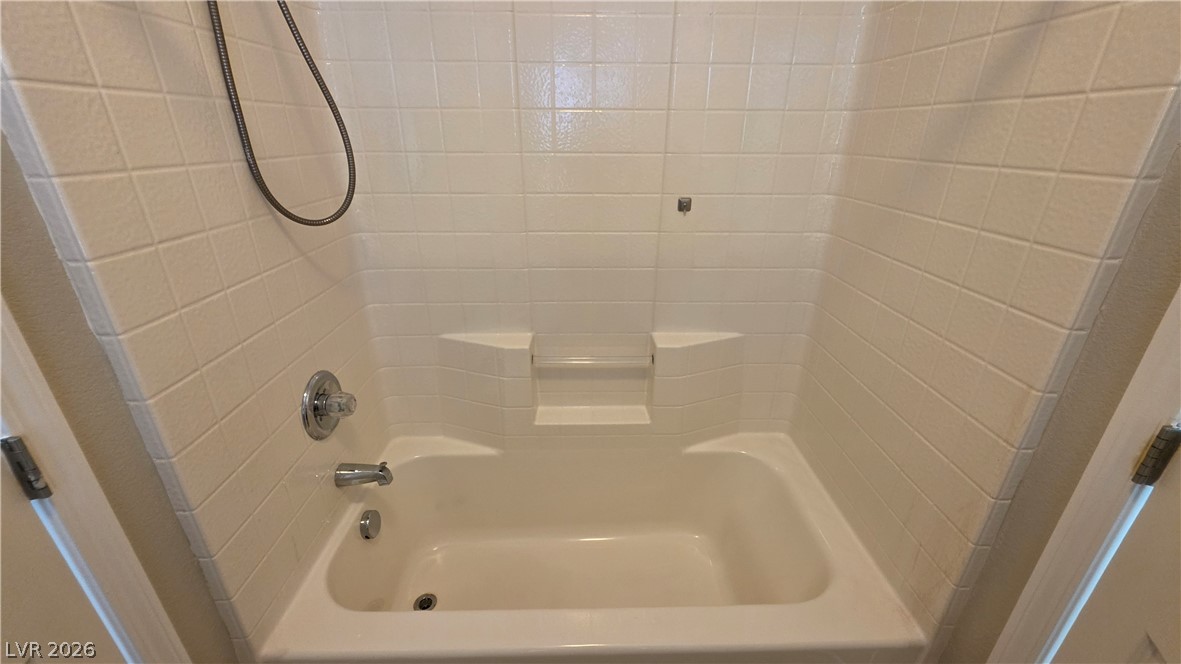 5769 Old Colony Drive Property Photo 21