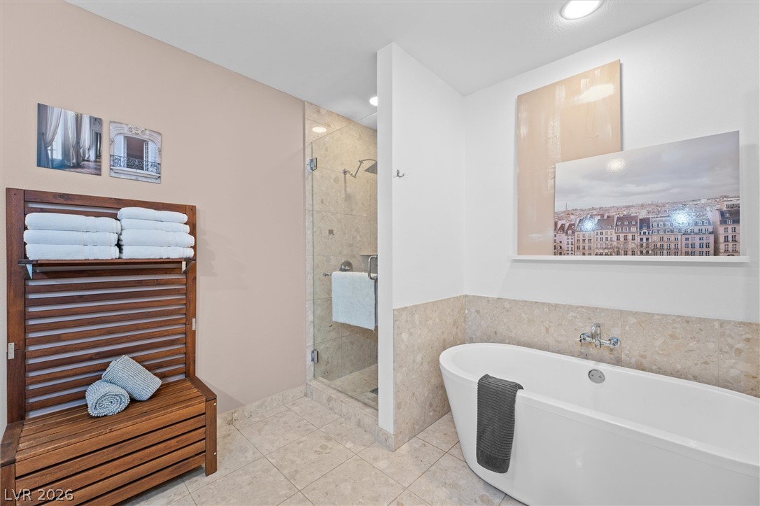 4525 Dean Martin Drive 1111 Property Photo 27