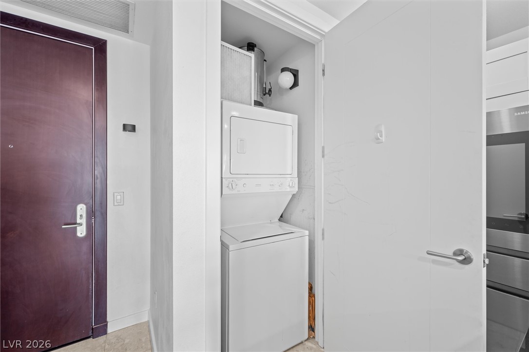 4525 Dean Martin Drive 1111 Property Photo 30