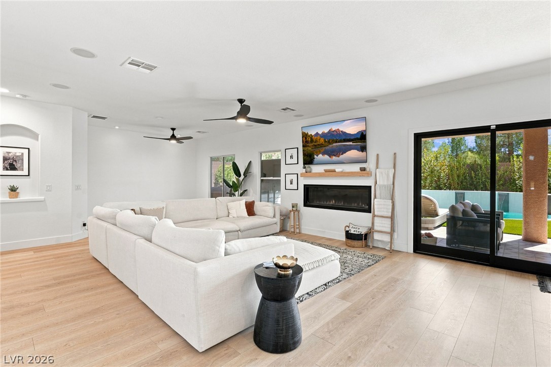 3789 Via Di Girolamo Avenue Property Photo 4