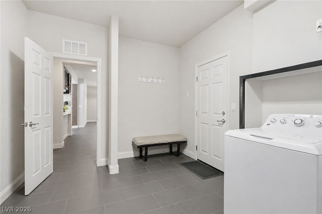 5891 Rockway Glen Avenue Property Photo 31
