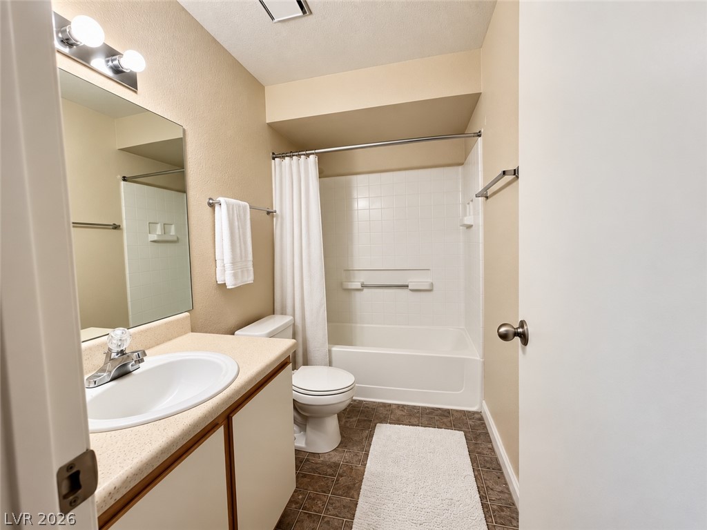 2750 South Durango Drive 2095 Property Photo 19