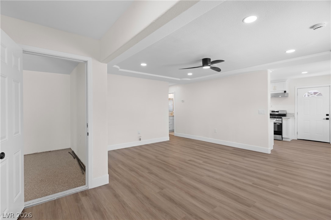 4545 West Desert Inn Road Property Photo 8