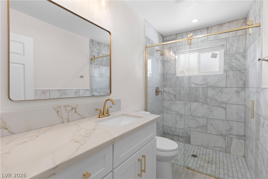 4545 West Desert Inn Road Property Photo 19