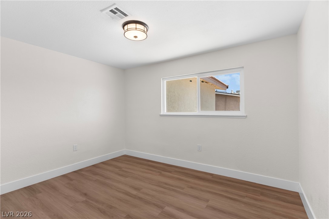 4545 West Desert Inn Road Property Photo 23