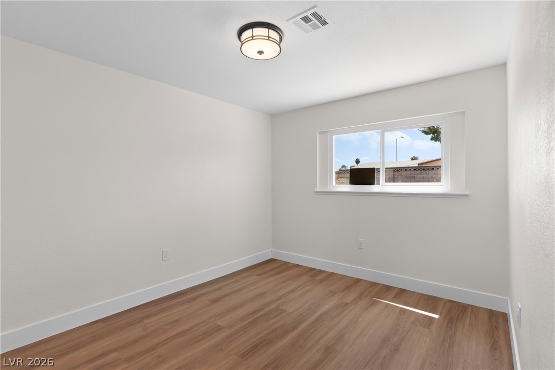 4545 West Desert Inn Road Property Photo 25