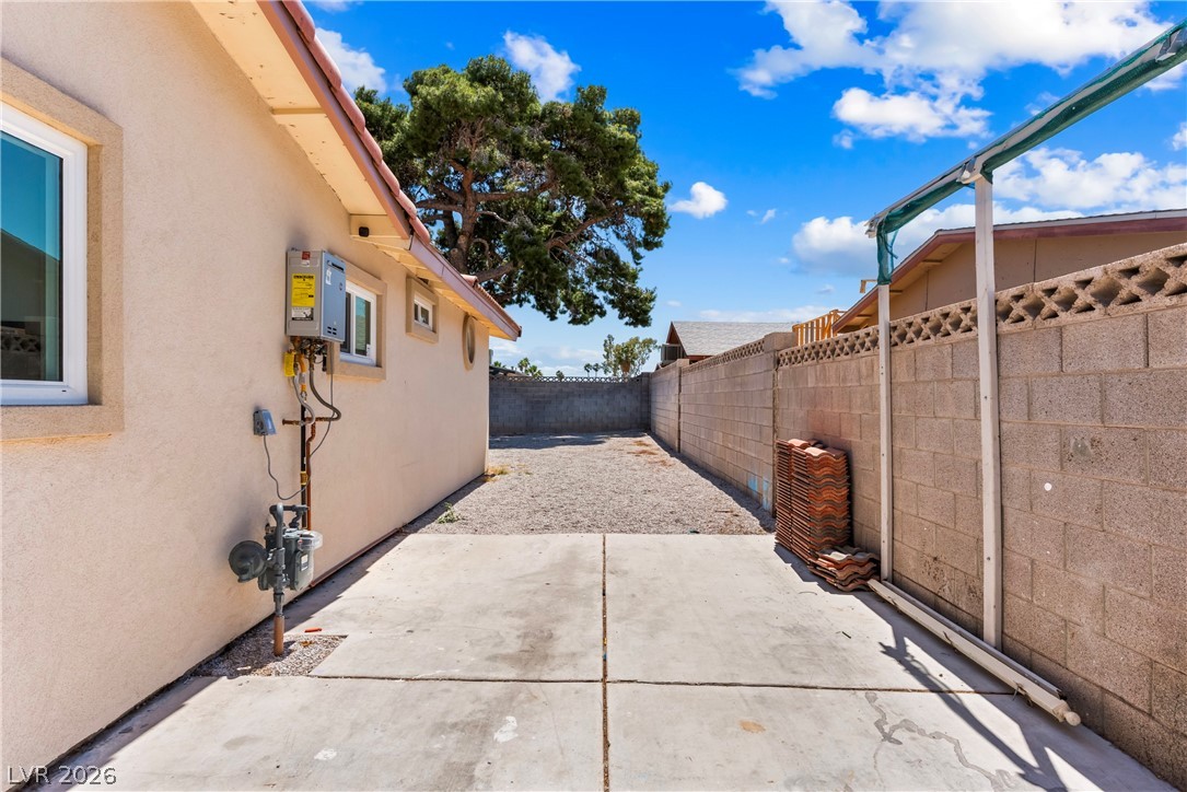 4545 West Desert Inn Road Property Photo 34