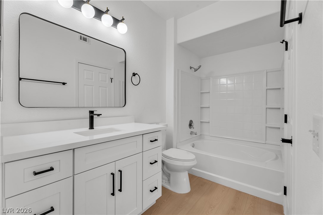 7119 South Durango Drive 213 Property Photo 8