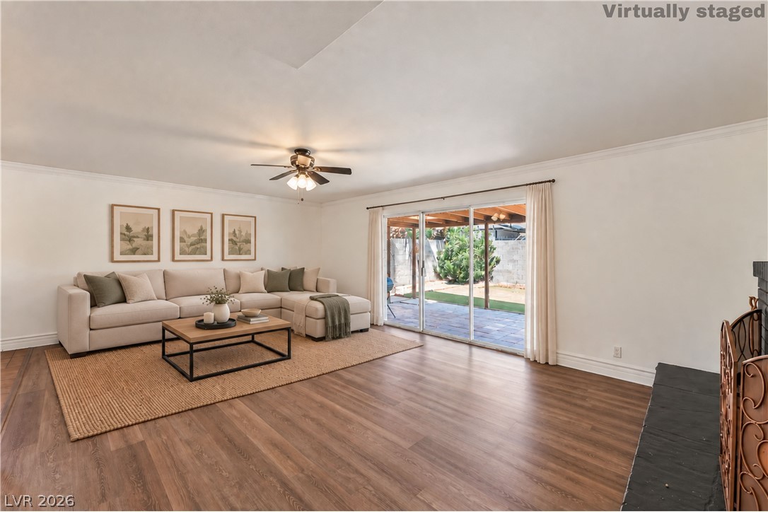 5916 Balzar Avenue Property Photo 8