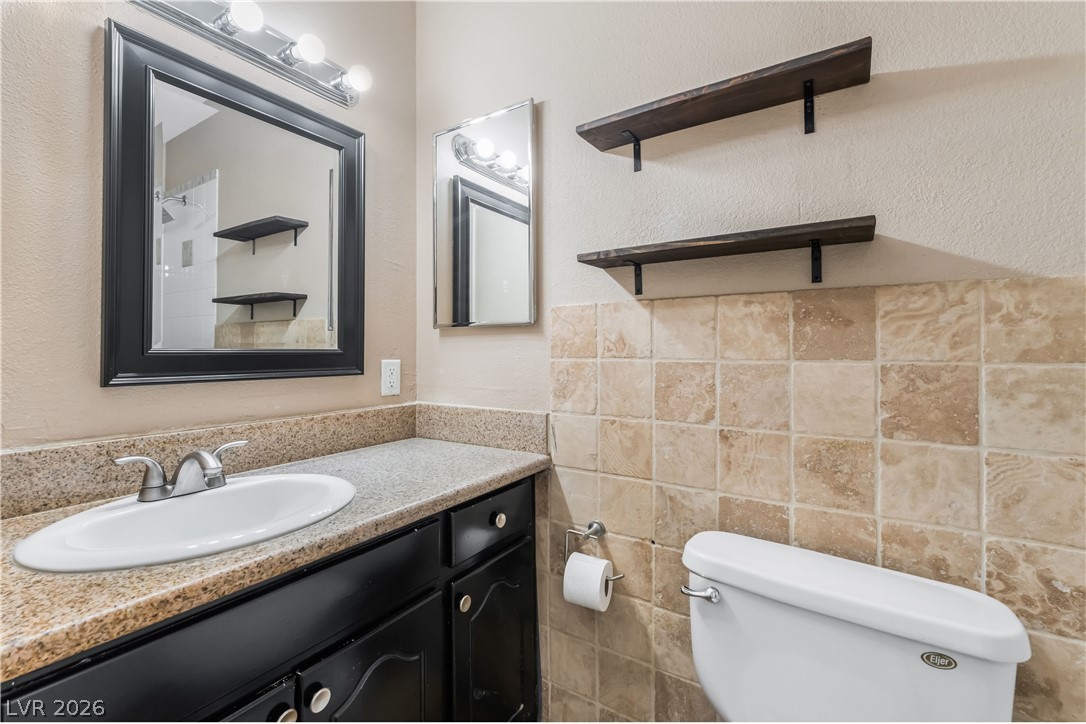 5916 Balzar Avenue Property Photo 29