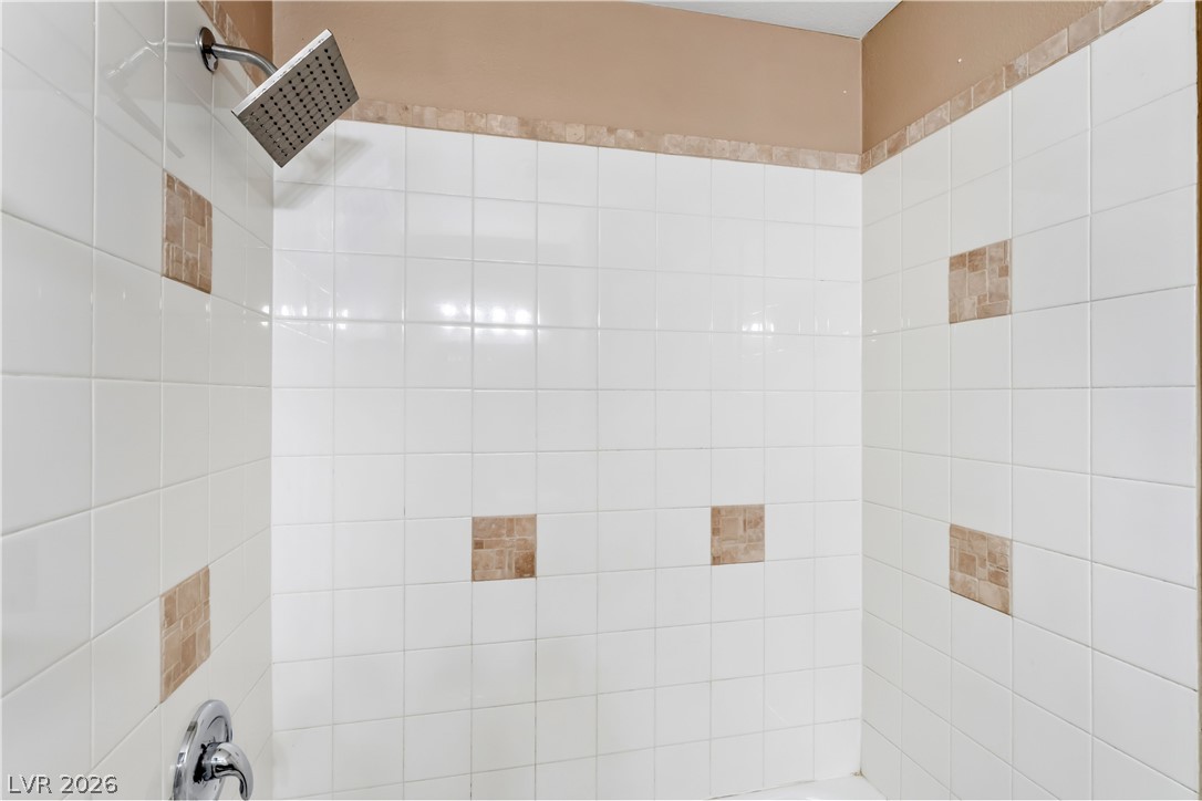 5916 Balzar Avenue Property Photo 32