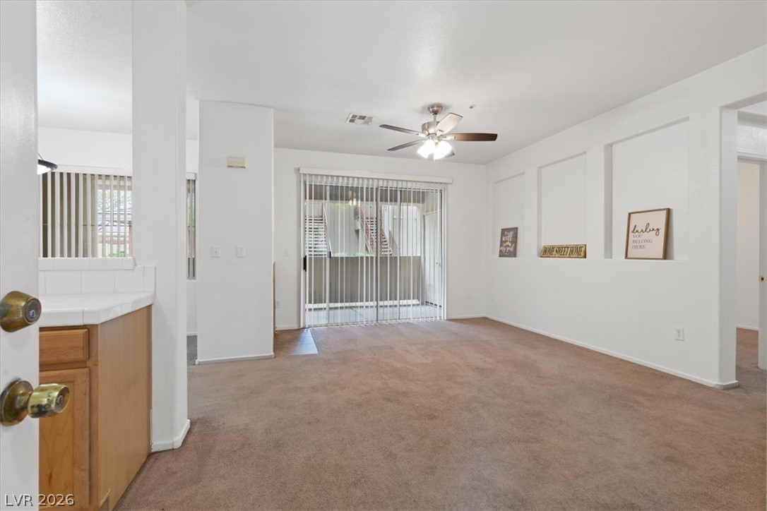 1000 Duckhorn Court 102 Property Photo 5