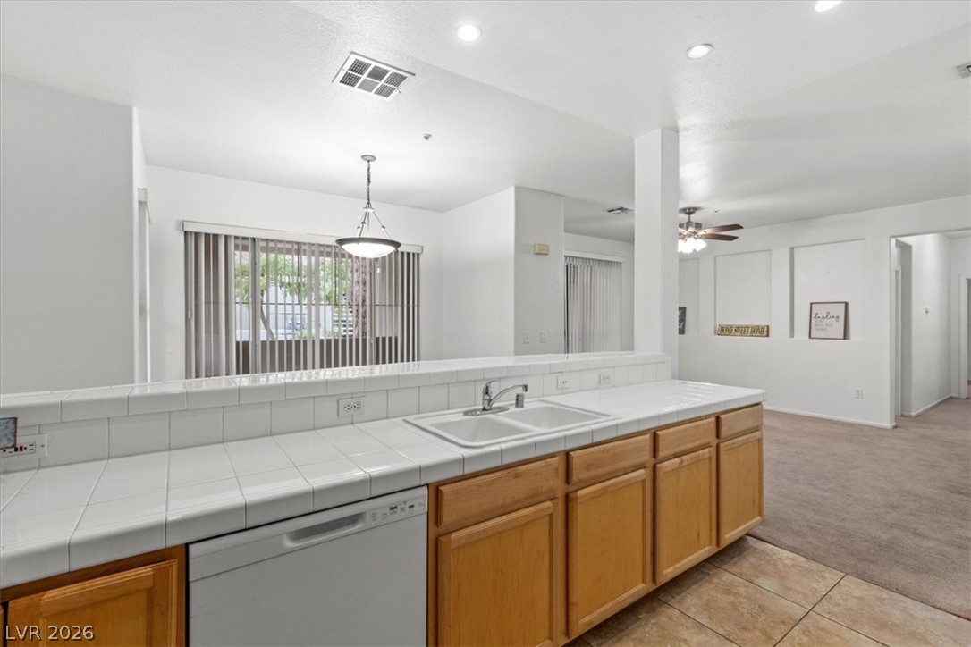 1000 Duckhorn Court 102 Property Photo 15