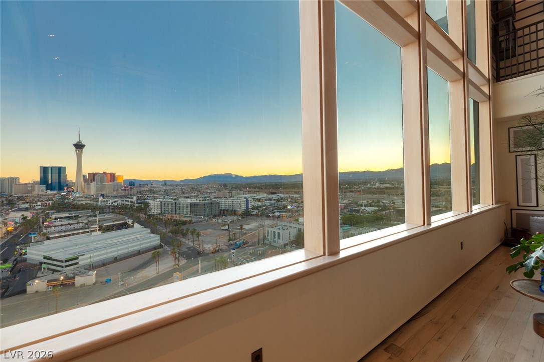 900 South Las Vegas Boulevard 1505 Property Photo 22