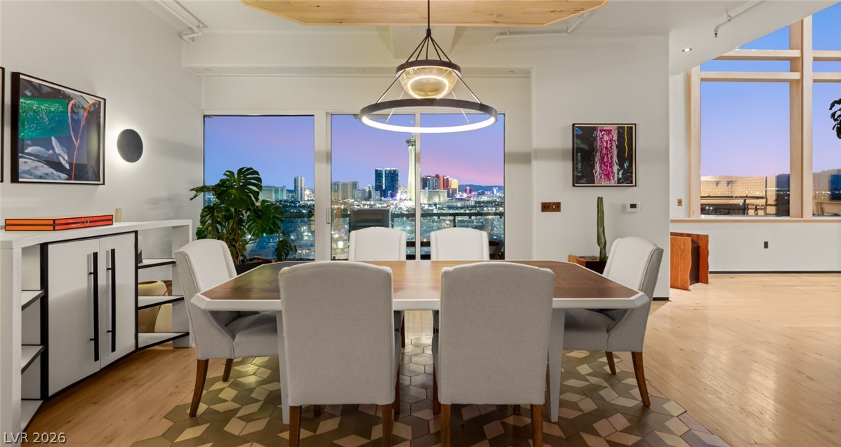 900 South Las Vegas Boulevard 1505 Property Photo 29