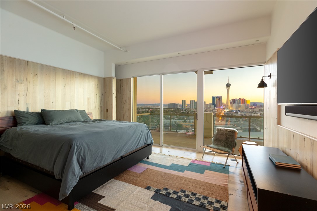 900 South Las Vegas Boulevard 1505 Property Photo 31