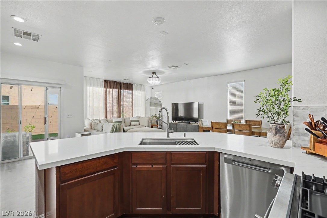 9751 Aleutian Property Photo 9