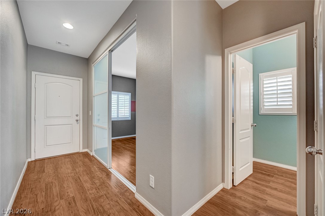 10608 Derby Peak Lane Property Photo 19