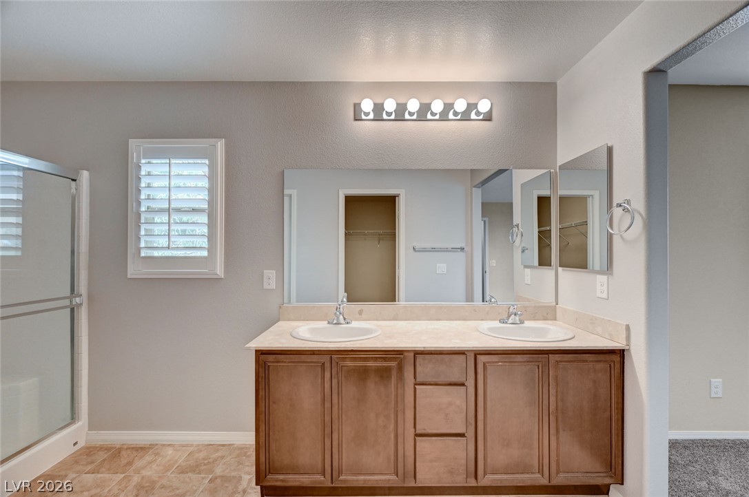 10608 Derby Peak Lane Property Photo 29