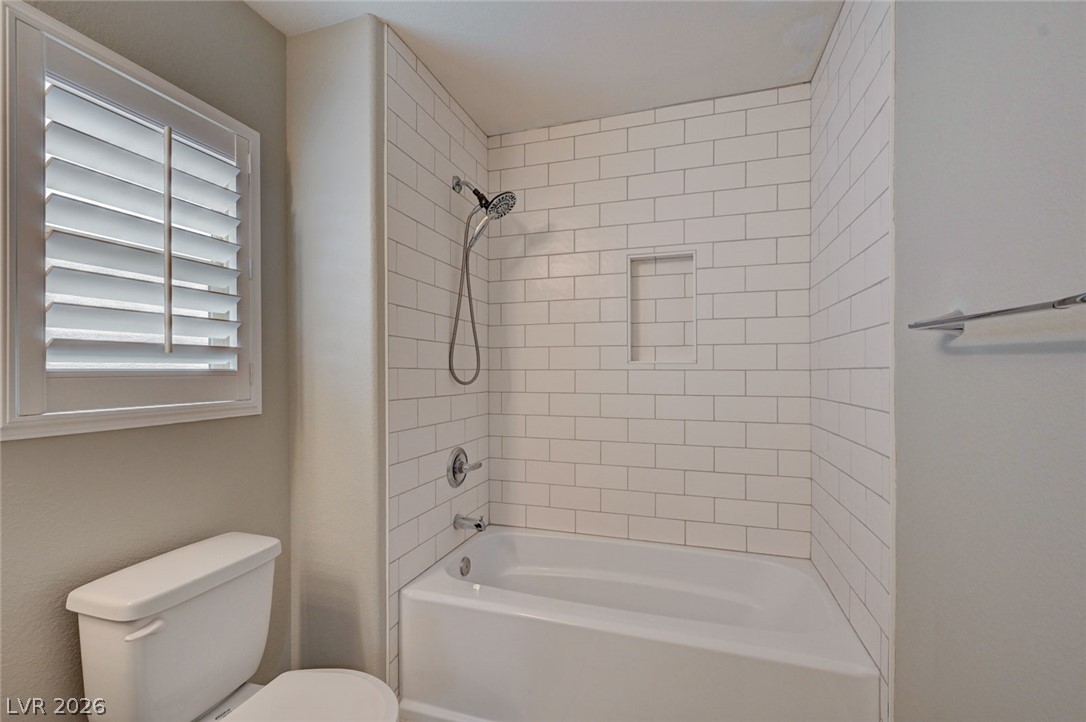 10608 Derby Peak Lane Property Photo 41