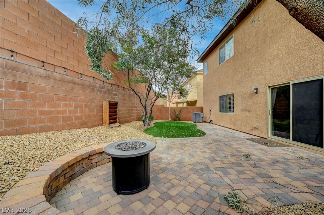 10608 Derby Peak Lane Property Photo 46