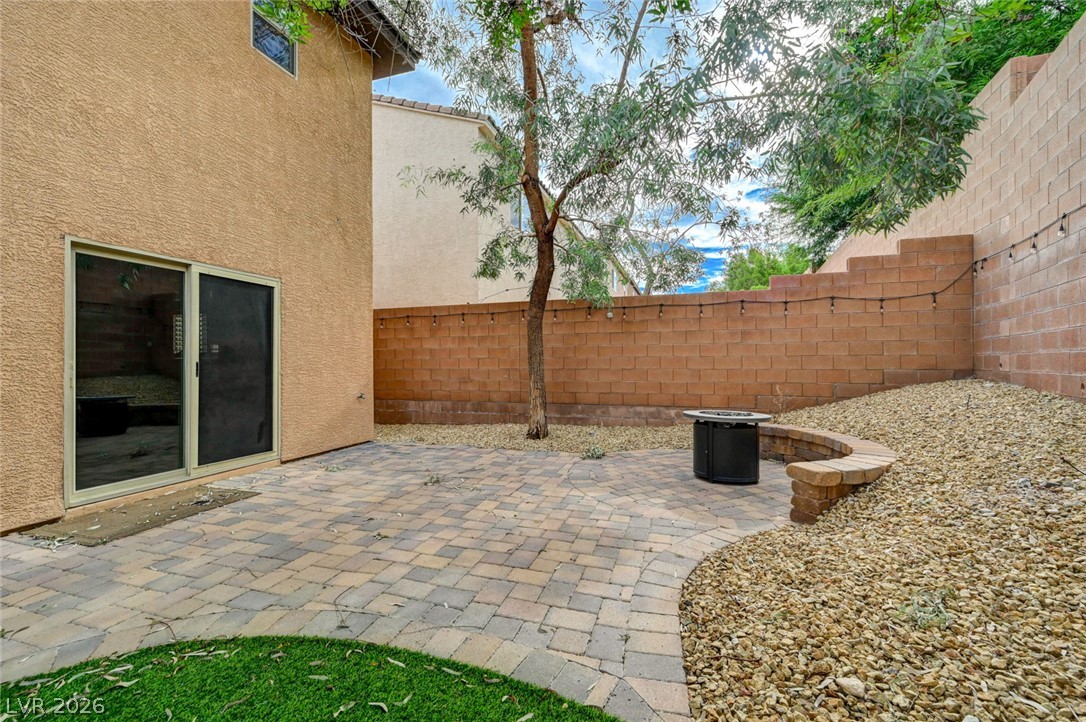 10608 Derby Peak Lane Property Photo 48