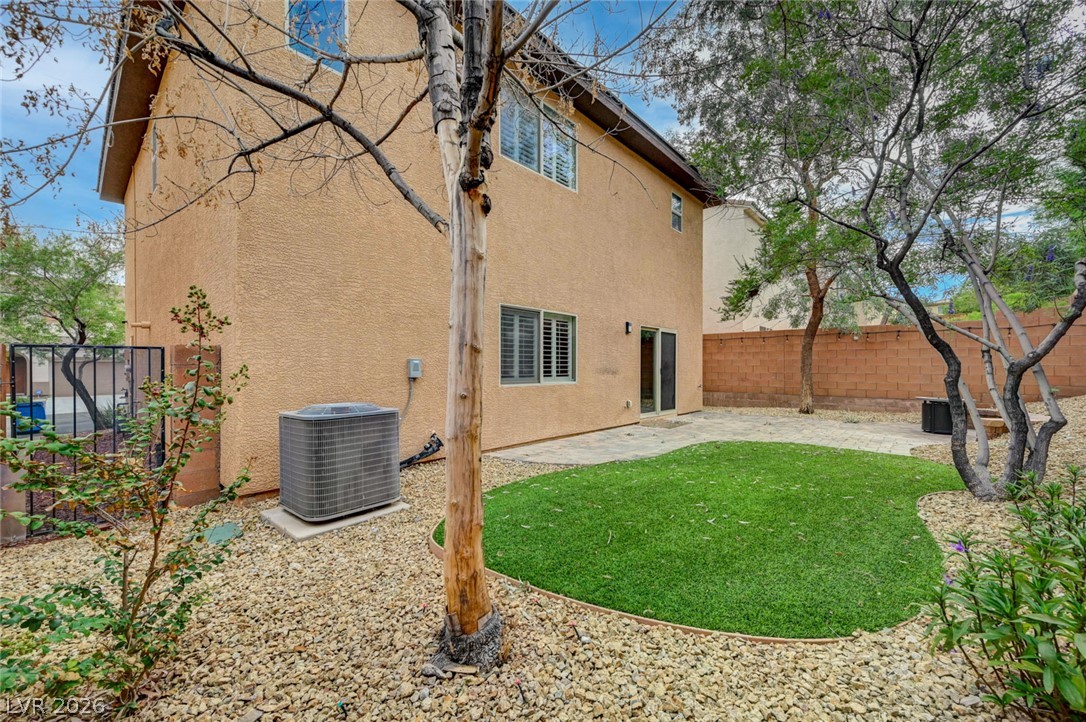 10608 Derby Peak Lane Property Photo 49