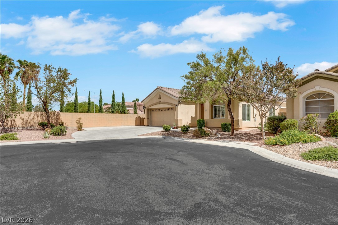 5202 Blue Gum Court Property Photo 18
