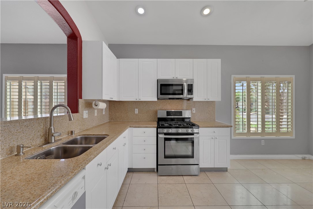 5202 Blue Gum Court Property Photo 24
