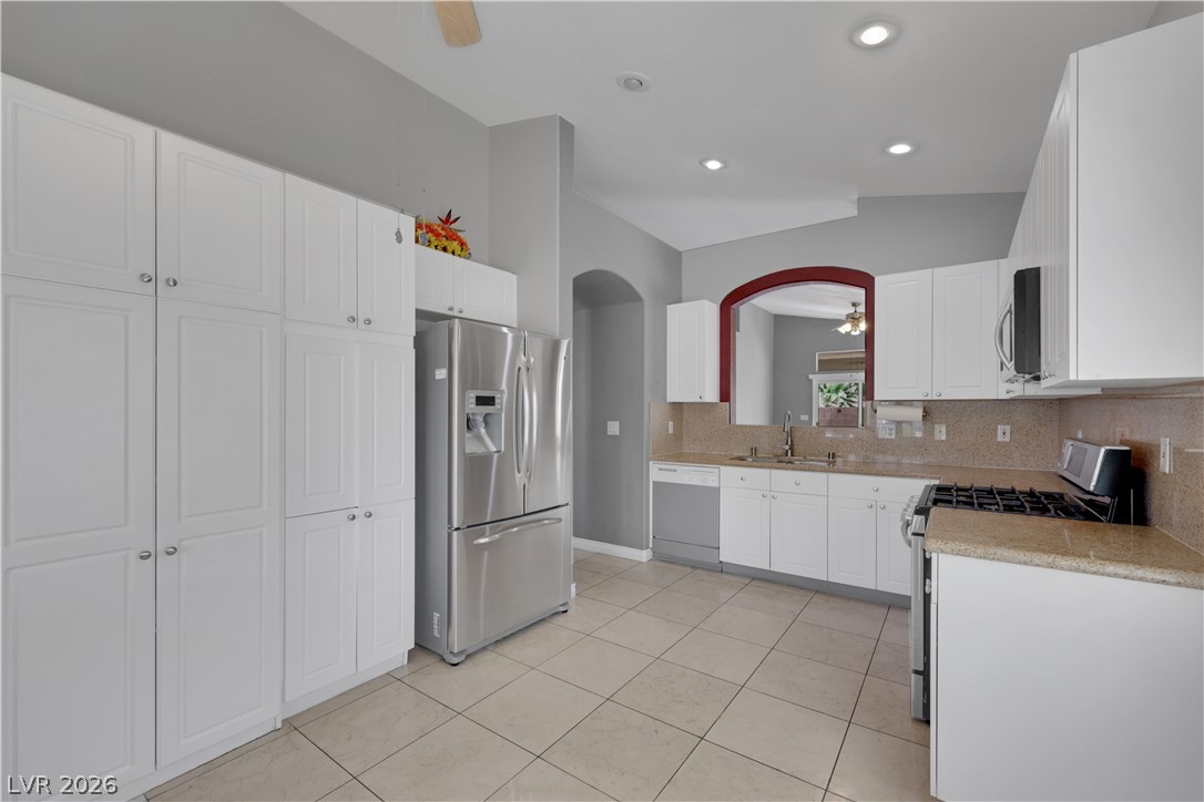 5202 Blue Gum Court Property Photo 42