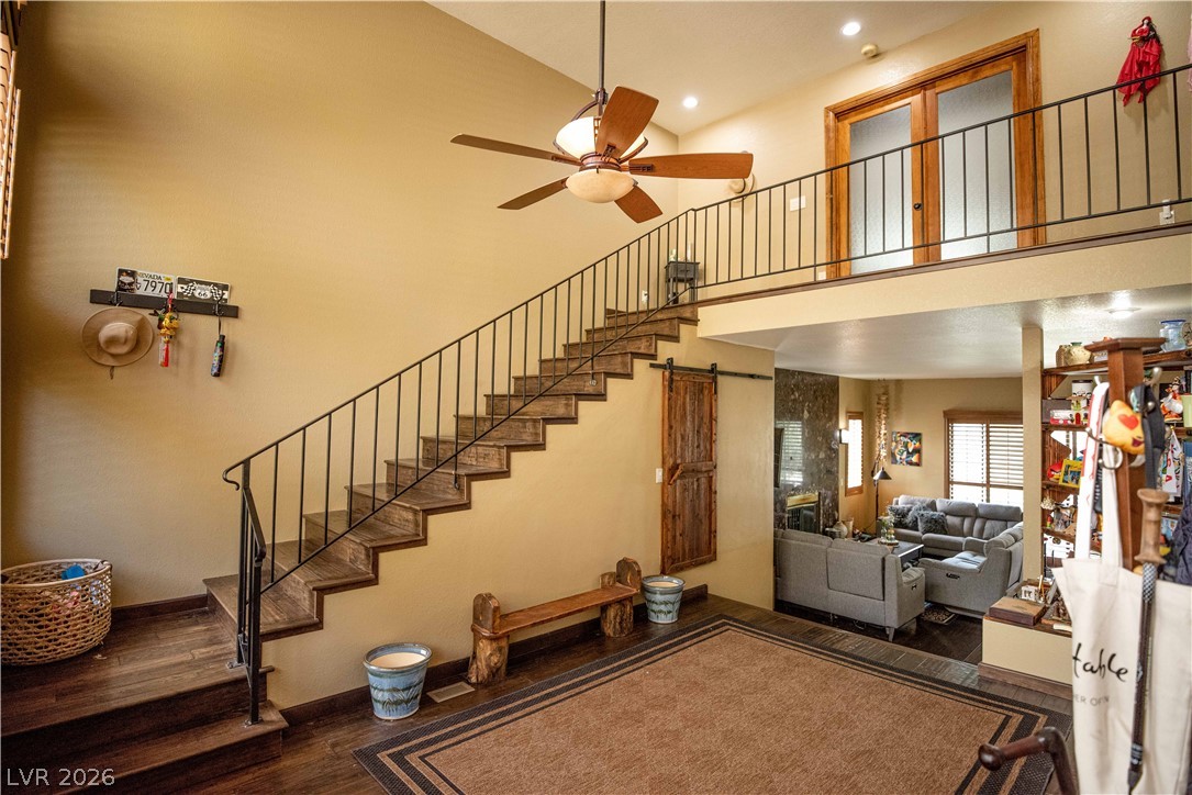359 Crestview Drive Property Photo 10