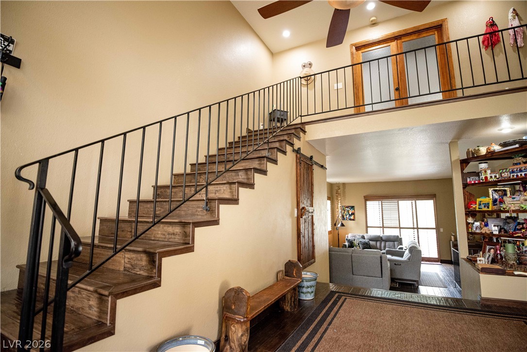 359 Crestview Drive Property Photo 11