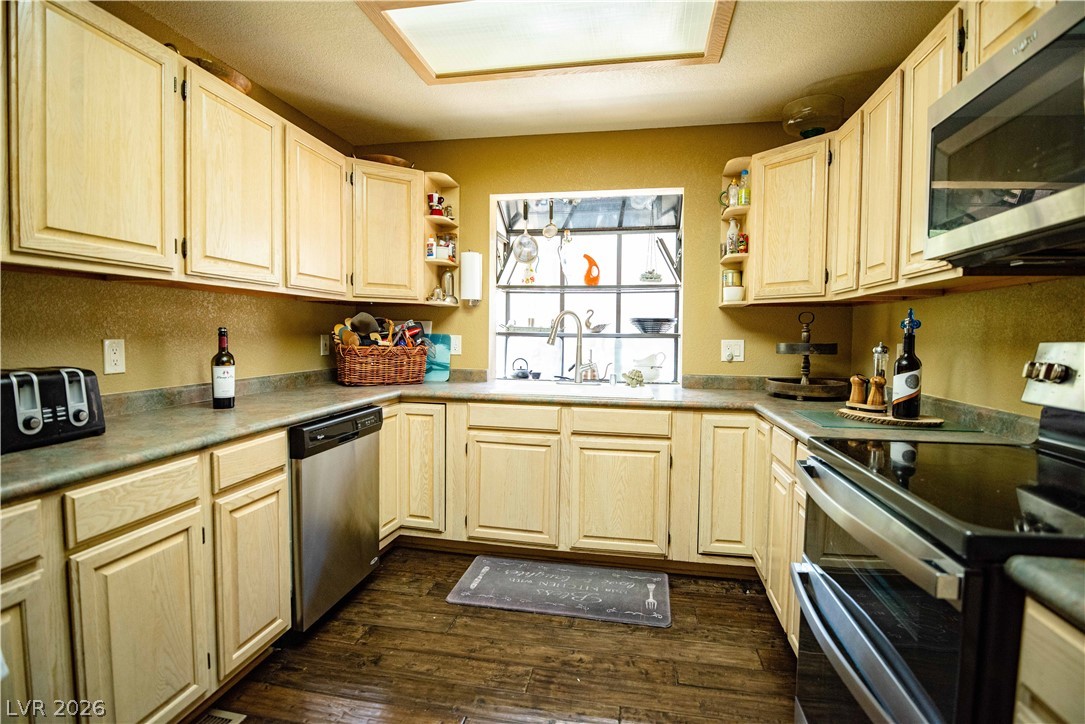 359 Crestview Drive Property Photo 51