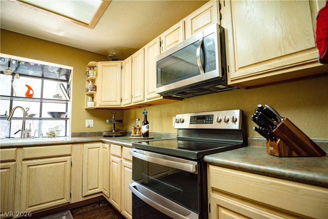 359 Crestview Drive Property Photo 52