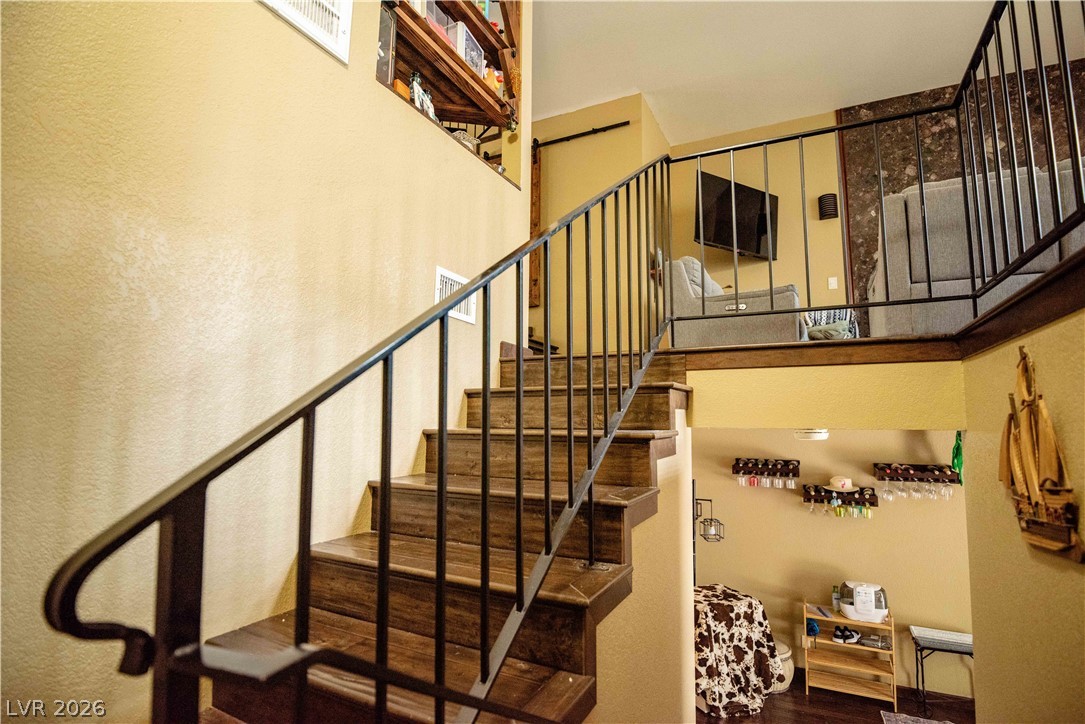359 Crestview Drive Property Photo 57