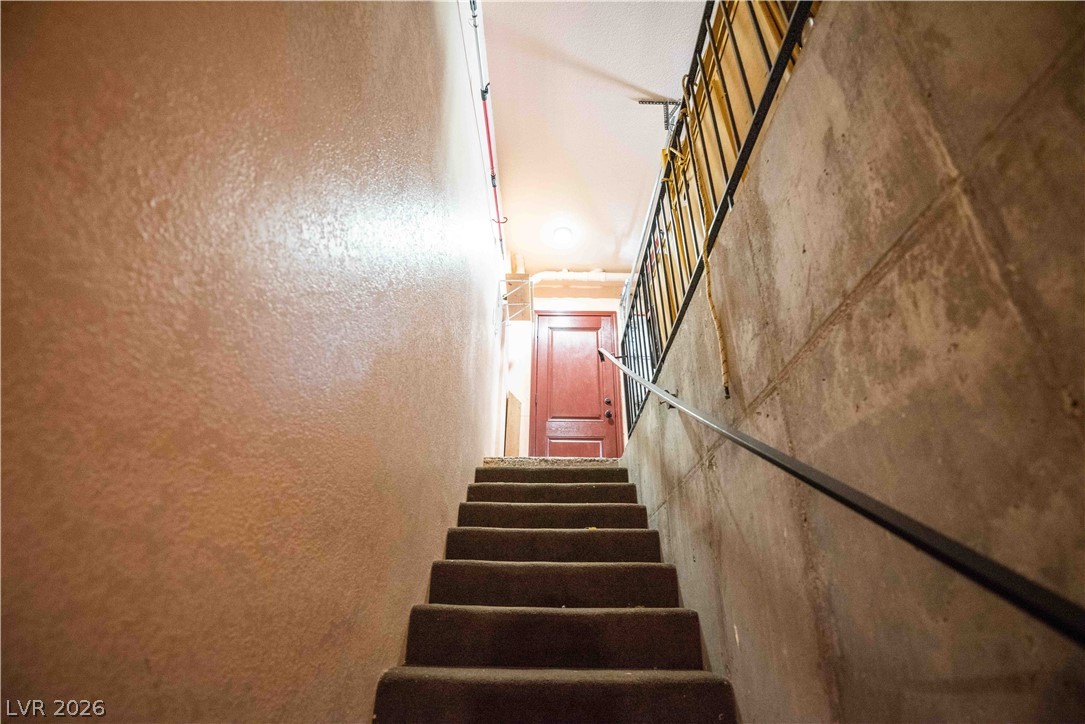 359 Crestview Drive Property Photo 65