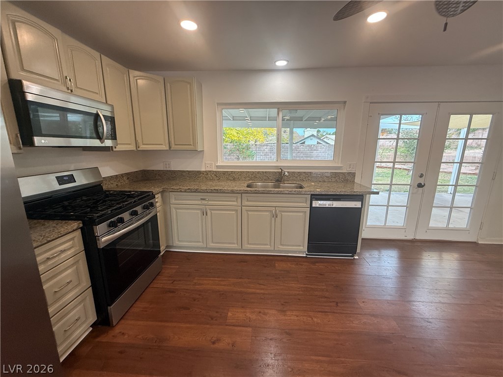 1502 Christina Drive Property Photo 30