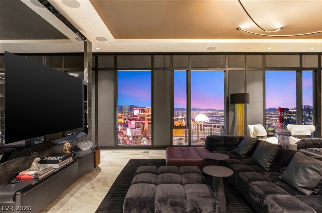 3750 Las Vegas Boulevard 4304 Property Photo 2