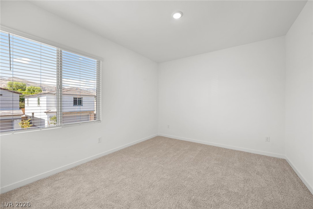 3386 Dancing Waters Street Property Photo 13