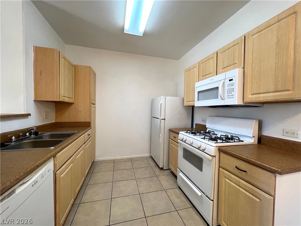 8250 North Grand Canyon Drive 2018 Property Photo 10
