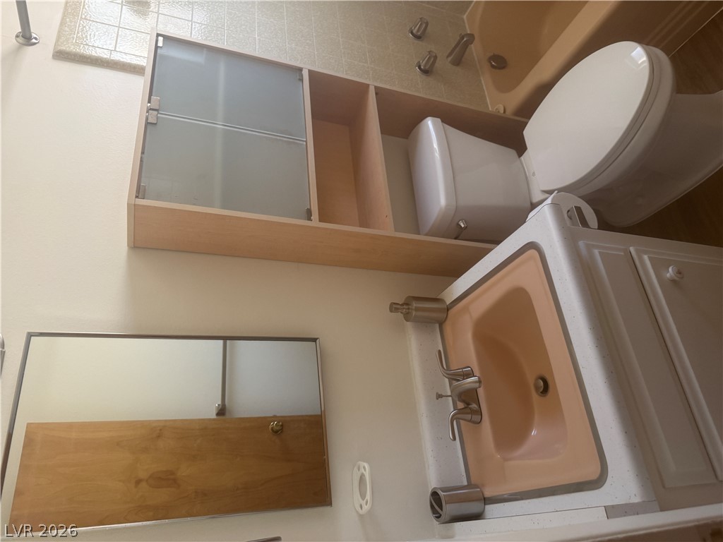 820 A 27 Property Photo 11
