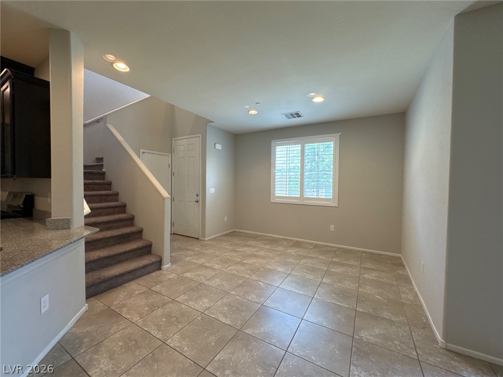 6132 Scarlet Leaf Street Property Photo 3
